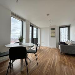 19th floor 2 bedroom apartment with stunning views