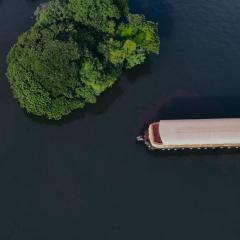 Luxury Houseboat