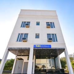 FabHotel The Premium Villa