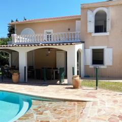 Villa du bonheur maison avec piscine