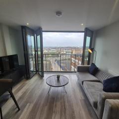 Stunning Central Birmingham 2 Bed Apartment