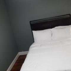A comfy place in queens