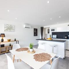 Baie Nettle Beach Club 3230