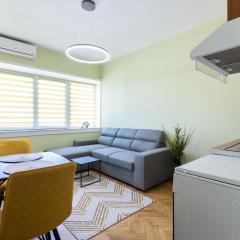 1BDR Flat in center of Sofia Vitoshka Blvd