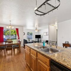 Peaceful & Comfy Single Level Town Home (90)