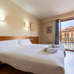 Hotel Zaravencia Plaza Mayor by InsideHome