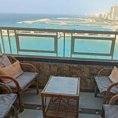 Charming Seaview Condo in Gleem G10