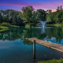 Pond View Cabin near Ark Encounter with Loft