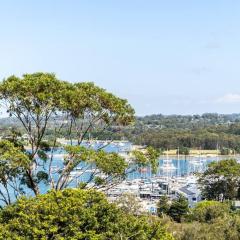 Newly renovated 4 bedroom home in Newport with Pittwater views