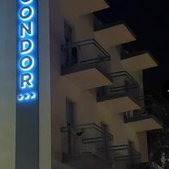 HOTEL CONDOR