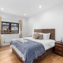 Cozy One-Bedroom Retreat in Morden SM4, London