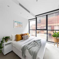 A Chic & Comfy 2BR Apt Near Federation Square