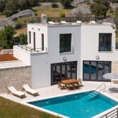 Luxury Holiday House Skrip with Private Pool