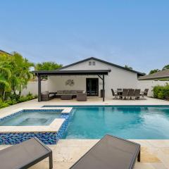 Naples Home with Patio Less Than 1 Mi to Beaches!