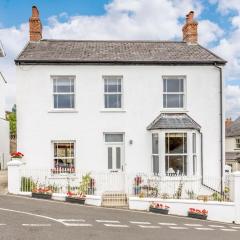 3 Bed in Charmouth DC121