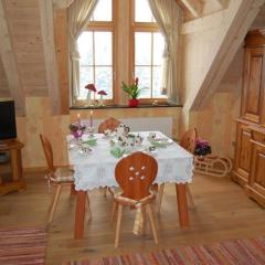 Liebevoll eingerichtete Ferienwohnung auf der zweiten Etage mit Balkon