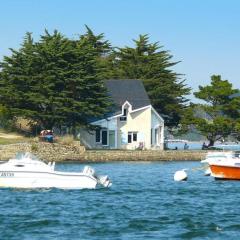 Holiday Home in Morbihan with Sea Views