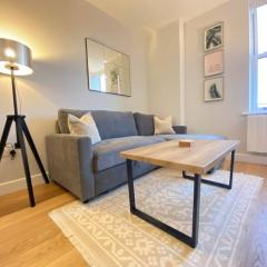 Brand New Central Apartment Southampton with Parking & SuperKing Bed - Sleeps up to 4