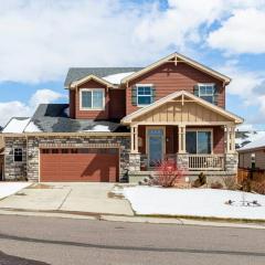 Cozy hideaway in Spruce: 4BR Retreat close to DIA