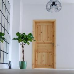 AMAO-Brown I Exklusives City-Apartment I 85qm I Privatparkplatz & Komfort I King-Size Bed