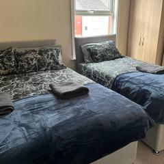 Lovely 2-Bed House in Liverpool