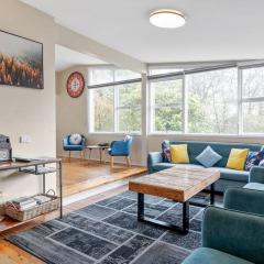 Green Leaf Retreat - PETS ALLOWED - FREE PARKING - FAMILY FRIENDLY - CLOSE TO KATOOMBA AND ALL MOUNTAIN ATTRACTIONS!