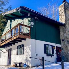 Wandering Creek Ski Chalet