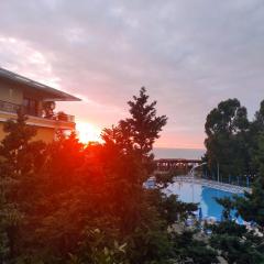 DREAM LAND OASIS sea view