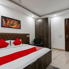OYO 72284 Premium Rooms Chhatarpur