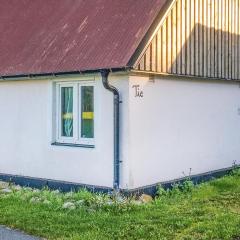 2 Bedroom Amazing Home In Gärsnäs