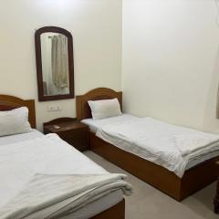 Lucky Guest House Bodhgaya