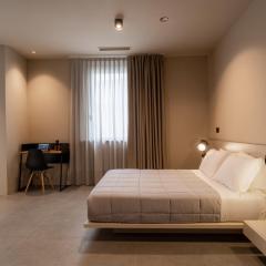 Amare Suite & Apartments