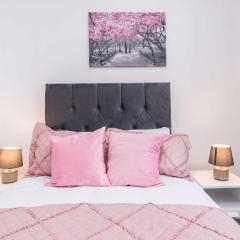 Chic & Cozy Studio Unit in the Heart of Stoke-on-Trent