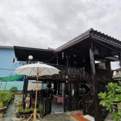 Huan Jaikaew Guesthouse