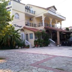村庄酒店