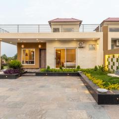 ALAYA Stays Heaven in Hills Luxe 2BHK Villa with Pvt Pool, Udaipur