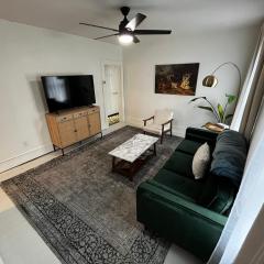 Charming & Newly Renovated 2BR in St Albans