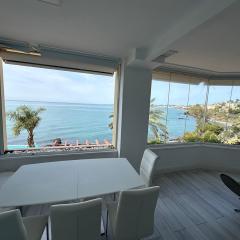 3 pieces avec terrasse ouverte vue mer