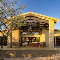 Mamdo Bush House