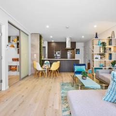 Modern 3 Bed Apartment in Melbourne CBD