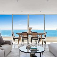 Clifftop Oasis with Breathtaking Views