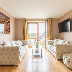 Stylish Central Apt At Aviva