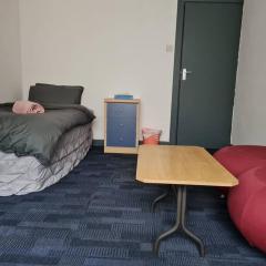 Room near East Midland Airport Room 7
