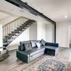 Walk to Beaches Galveston Home with Rooftop Deck