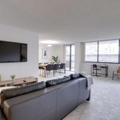 Condo Near to Metro Station at Crystal city