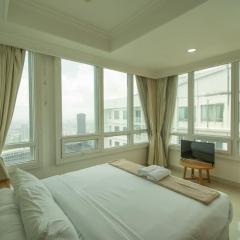 Cozy {2BR} Above Mall Kuningan central JKT, SCBD