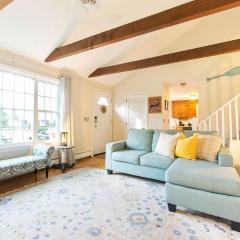 Stylish Home Dog Friendly Close to Beach