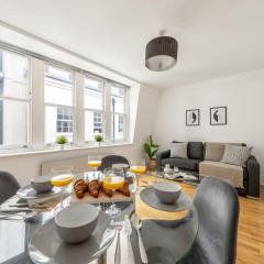 Holborn & Central London with Balcony - CityApartmentStay