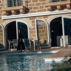 Blissful 4-bedroom villa with pool