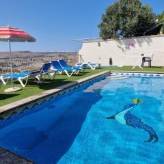 Modern Home - Valley view Pool